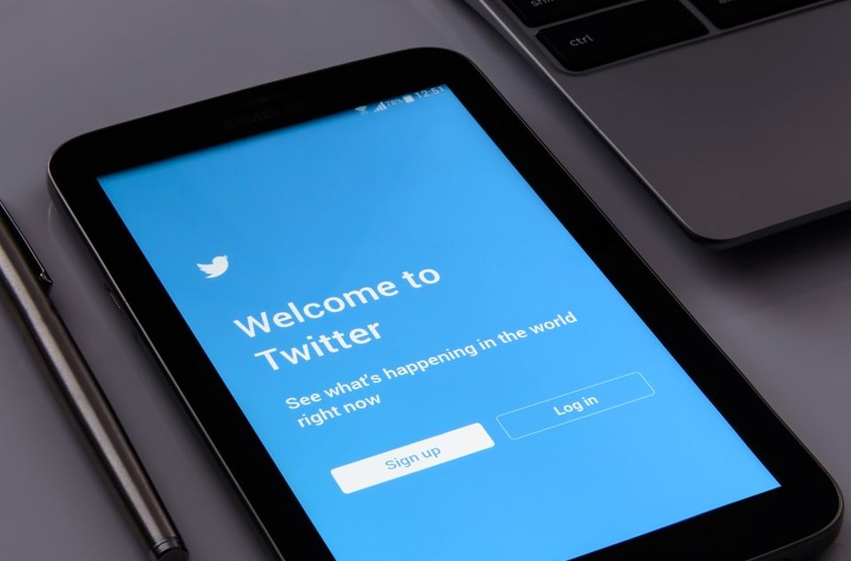 Zašto Twitter suspenduje naloge?