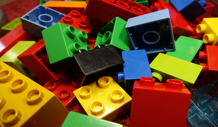 Razbijena mreža lažnih lego kocaka, zaplenjene igračke vredne 30 miliona dolara