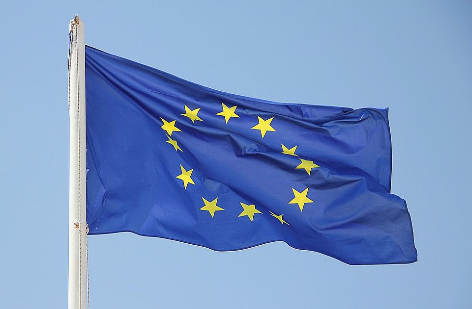 EU uplatila Hrvatskoj avans od 818,4 miliona evra 