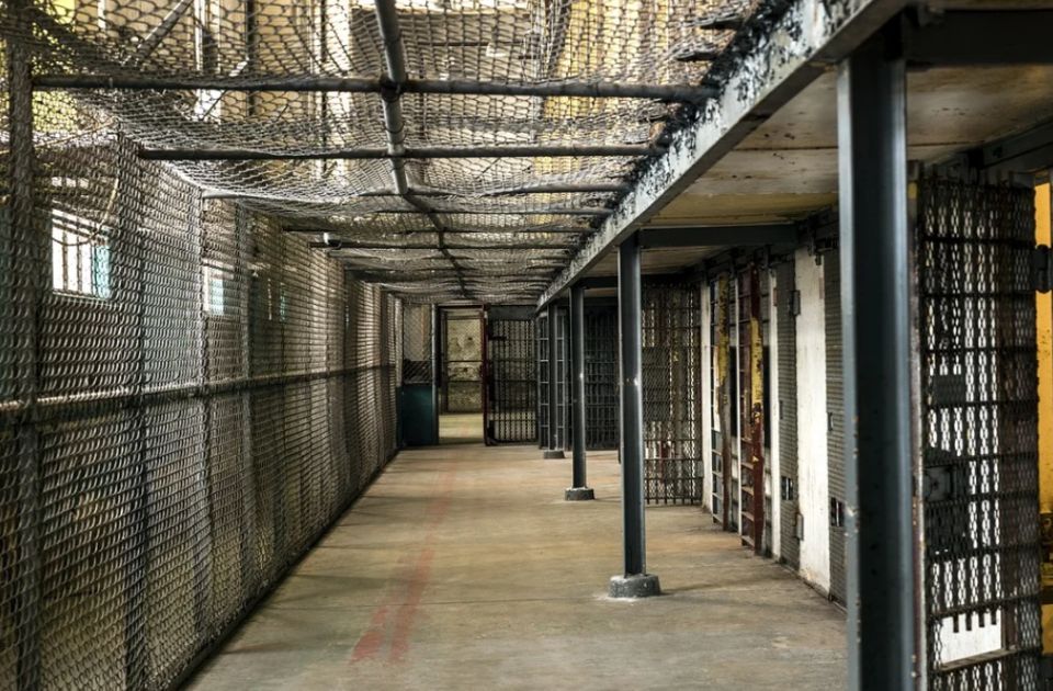 Napadaču na novinsku redakciju u SAD pet doživotnih zatvorskih kazni