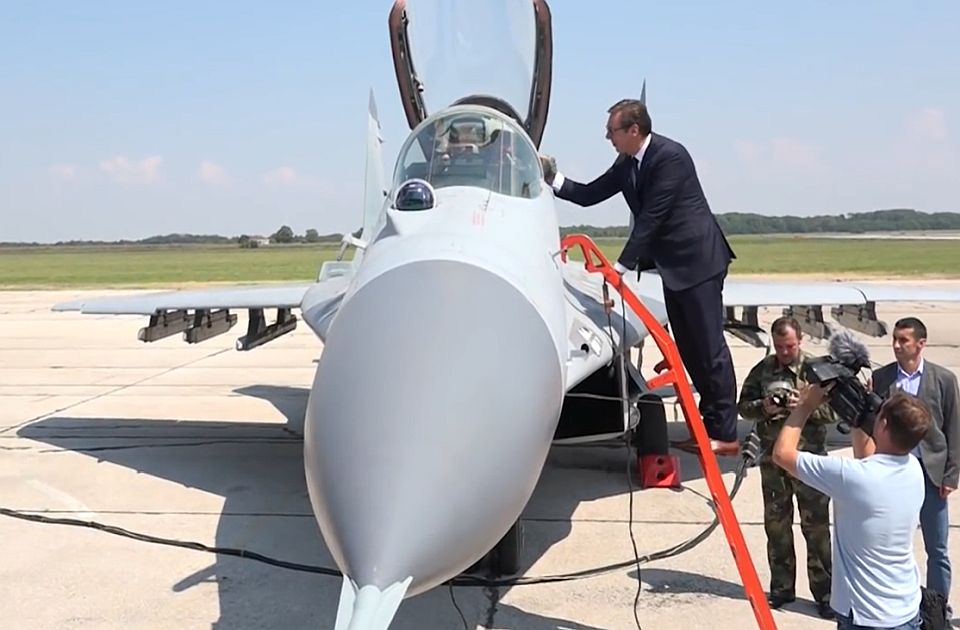 Trkaju li se Srbija i Hrvatska u naoružavanju: Vučić komentarisao tvrdnje da je u toku nadmetanje