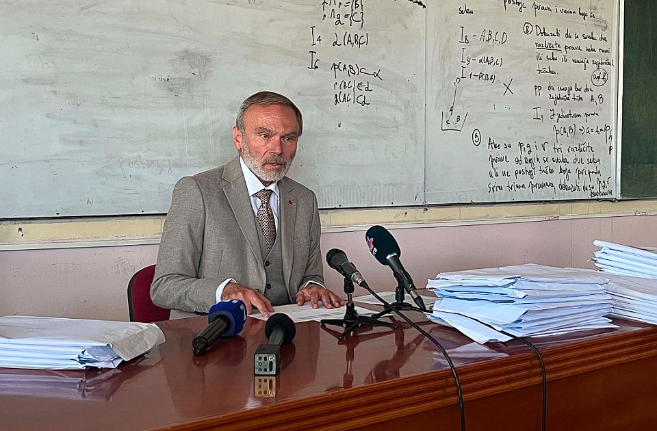 Direktor Jovine optužuje sudije za udar na Ustav, tražiće nastavu na daljinu