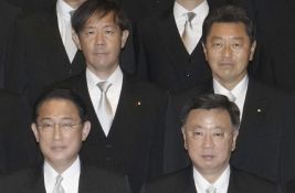 Skandal trese Japan: Poslanik iz vladajuće stranke nezakonito prikupljao pare za partiju