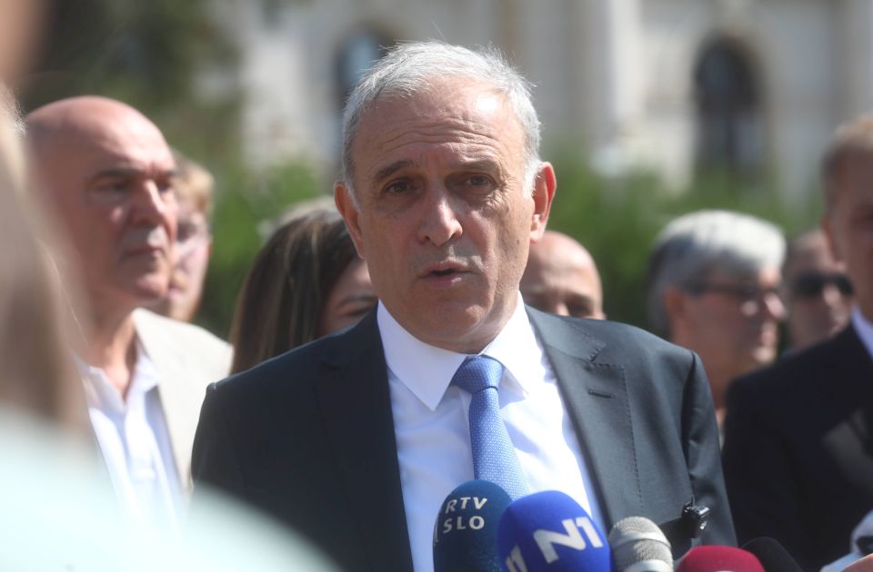 Srbija centar: Dva člana Predsedništva napuštaju stranku, ne podržavaju izlazak na izbore 