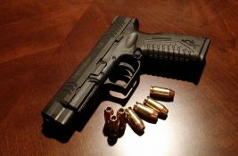 Zrenjanin: Uhapšen muškarac zbog nedozvoljenog držanja pištolja i municije 