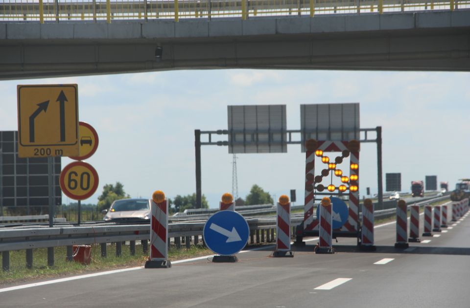 Radovi na auto-putu između petlji Novi Sad Jug i Kovilj