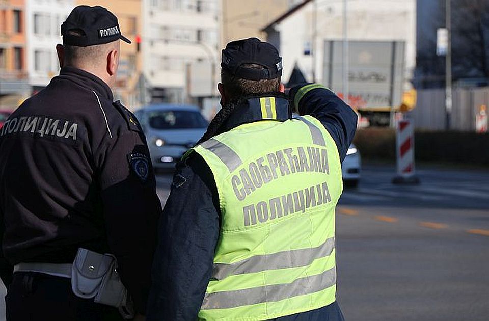 Novosadska policija iz saobraćaja isključila 11 vozača, bilo i pijanih