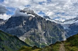 Vazduh u švajcarskim Alpima zagađen od šumskih požara u Kanadi