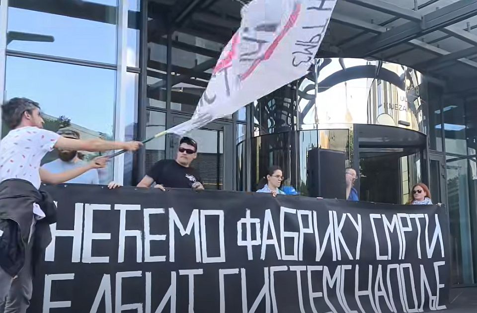 VIDEO: Dvanaest aktivista privedeno u Beogradu posle protesta protiv izraelske fabrike dronova u Srbiji