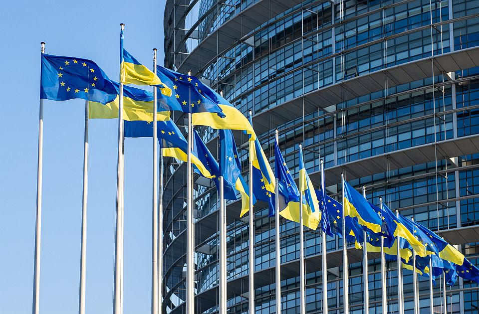 Evropska komisija isplatila Ukrajini gotovo 2,8 milijardi evra