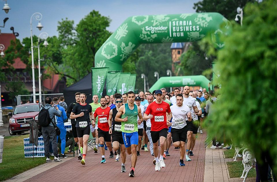 Energija sa staze nastavlja da živi i posle cilja: Schneider Electric povezuje sport, energiju i odgovornost