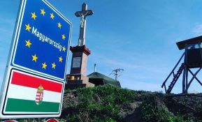 Babiš uspeo da ubedi Orbana da Mađarska ostane otvorena za turiste pojedinih zemalja