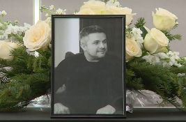 Emotivan oproštaj u Beogradu od Edina Avdića: 