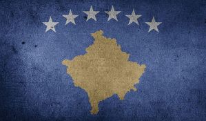 Vučić naredio da se prekine komunikacija sa kosovskom policijom i Kforom