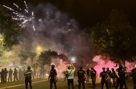 AP i AFP o jučerašnjim protestima: 
