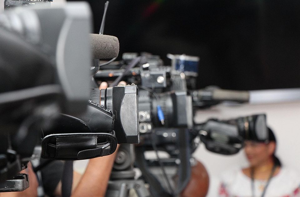 Novinarske i medijske organizacije o napadima na novinare: "Crvena linija pređena"