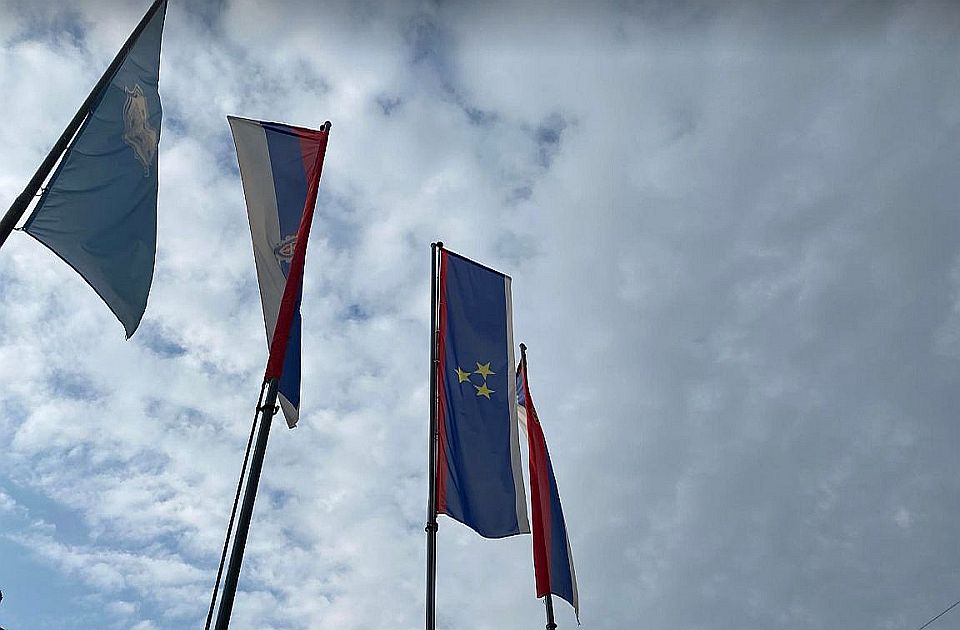 Legitimizacija nasilja: Zašto naprednjaci ponovo pričaju o "otcepljenju Vojvodine"?