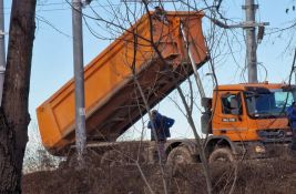 FOTO: Poginuo radnik na gradnji brze pruge u Novom Sadu, udarila ga struja