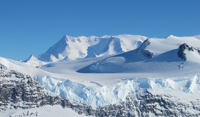 Otkrivena rupa na Antarktiku skoro veličine Menhetna