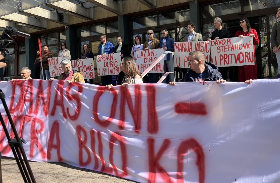 Protesti zbog pritvorenih aktivista danas i sutra u Novom Sadu: "Stop represiji"