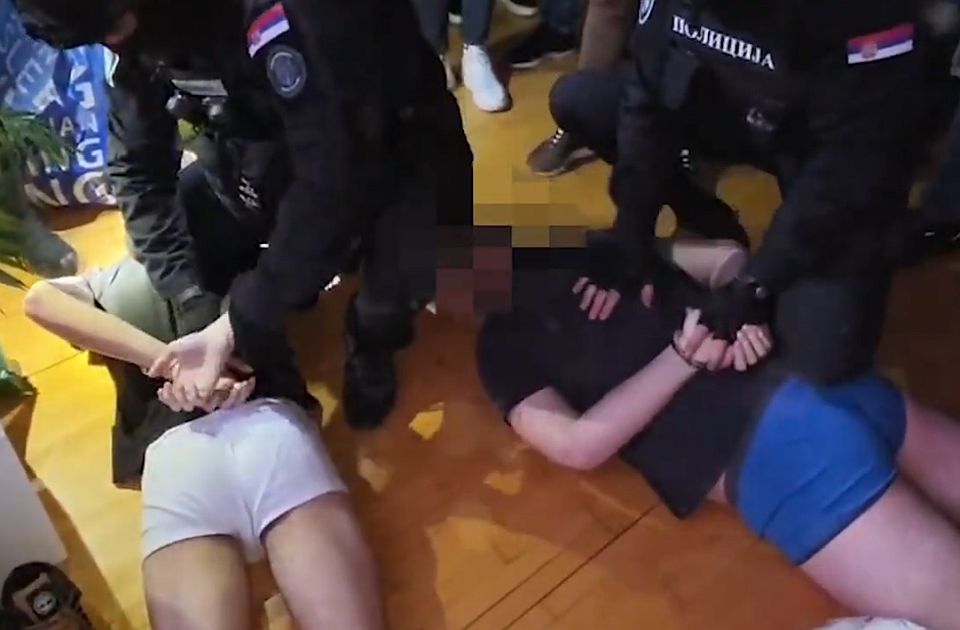 VIDEO: Oteli muškarca i naterali ga da snimi i objavi video sa unapred pripremljenim tekstom