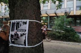 FOTO Građani ispred suda: Podrška sugrađanima koji su optuženi za napad na Kobre