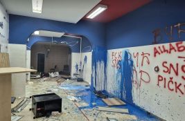 Jedno veče pod fantomkama tuku građane, drugog im ni traga: Gde su nestali čuvari SNS prostorija?