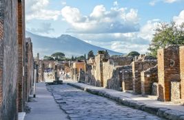 Škotski turista uhvaćen kako krade kamenje iz Pompeje