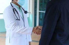 Grupa lekara u Turskoj optužena za smrt najmanje 21 bebe i za kriminal