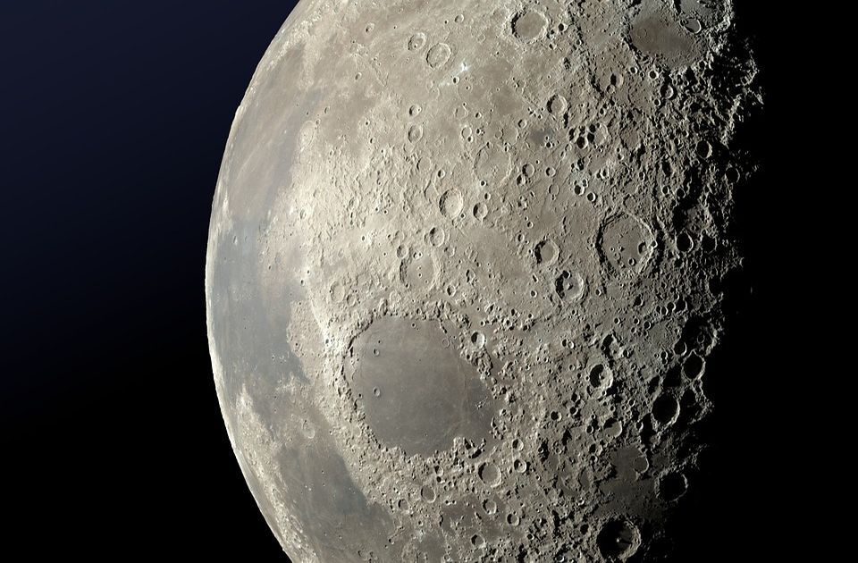 Kinezi sa tamne strane Meseca doneli "blago": Nikad ranije viđene čestice meteorita 