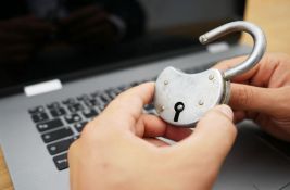 MUP upozorava mlade na sve veći broj internet prevara i digitalnog nasilja