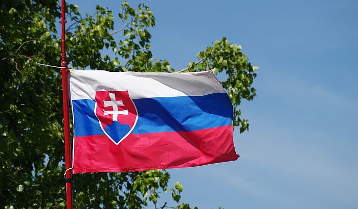 Šef slovačke diplomatije Lajčak povukao ostavku