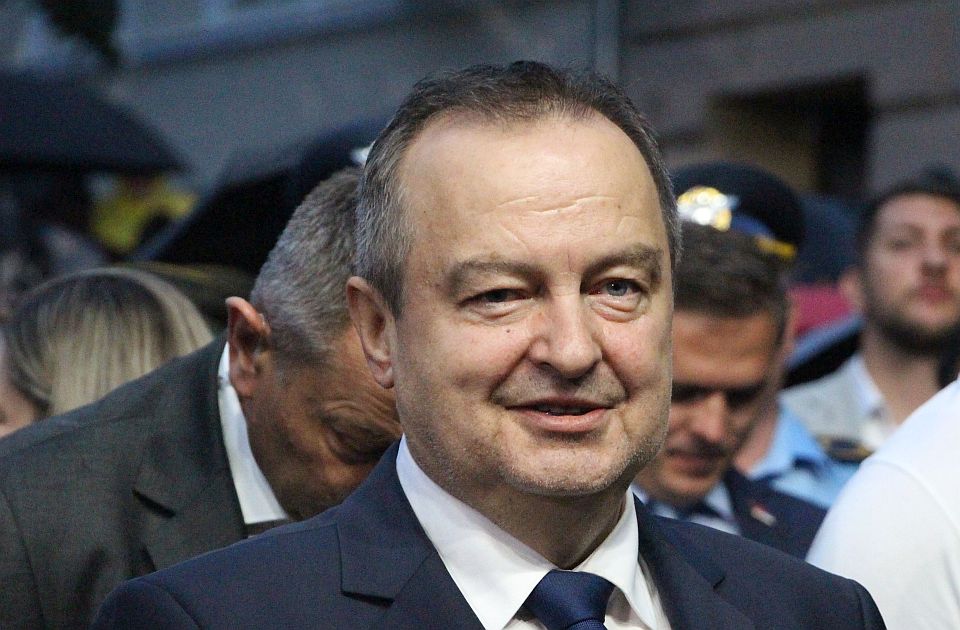 Dačić: Glupost je tvrdnja da o svemu odlučuje Vučić, to bi značilo da je ovde diktatura