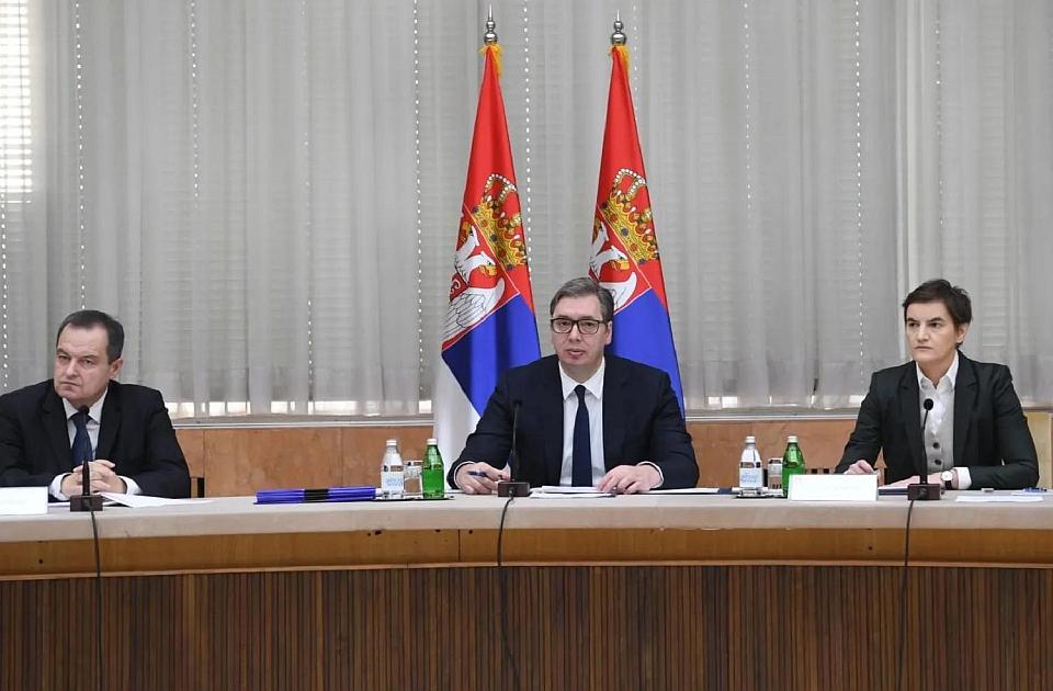Vučić: Srbija podržava teritorijalni integritet Ukrajine, neće uvesti sankcije Rusiji