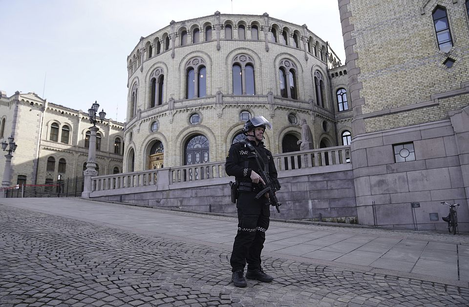 Parlament Norveške bio zatvoren zbog dojave o bombi: Poslanici sve vreme bili unutra