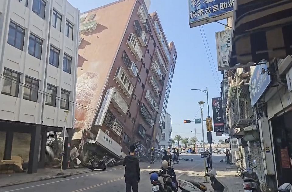 FOTO, VIDEO Najmanje sedmoro mrtvih u jakom zemljotresu na Tajvanu: Ima i zarobljenih i zatrpanih