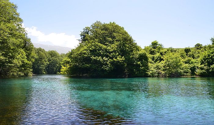 Dvanaestogodišnjak preplivao Ohridsko jezero