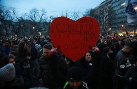 Studenti: Materijal zaplenjen u Rektoratu služi za pružanje prve pomoći 