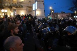 Tužilaštvo: Krivično će biti gonjeni svi koji su napali policiju ispred Rektorata u Beogradu