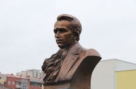 Ambasada Ukrajine o skrnavljenju spomenika u Novom Sadu: Potkopavanje ukrajinsko-srpskih odnosa