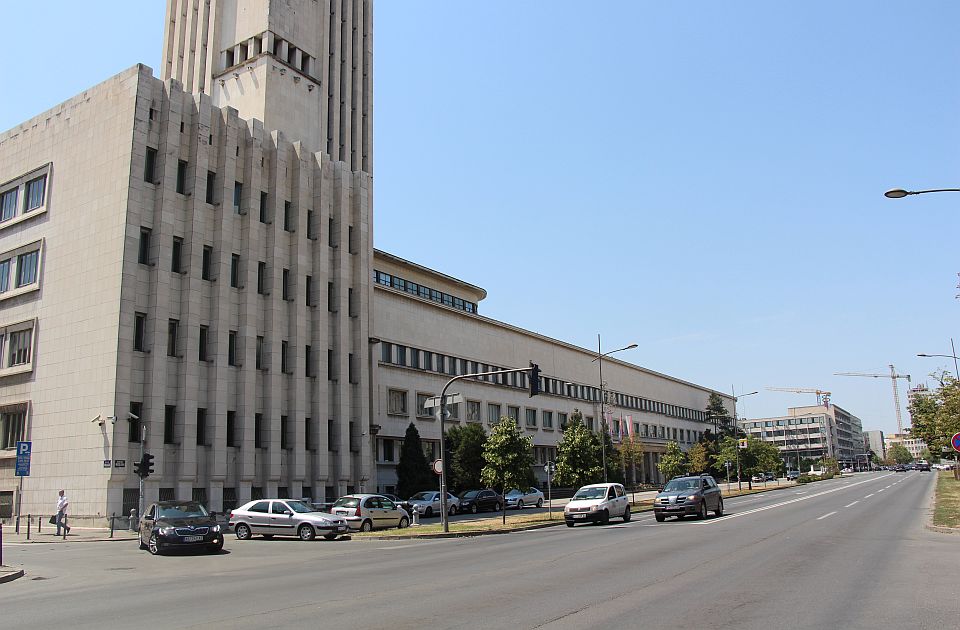 Iz pokrajinskog budžeta 1,3 miliona dinara da učenici Jovine i Zrenjaninske gimnazije odu na STEMKO