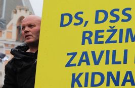 Simo Spasić saslušan u policiji zbog pretnji voditelju Ivanu Ivanoviću: Pušten, a uzet mu je mobilni