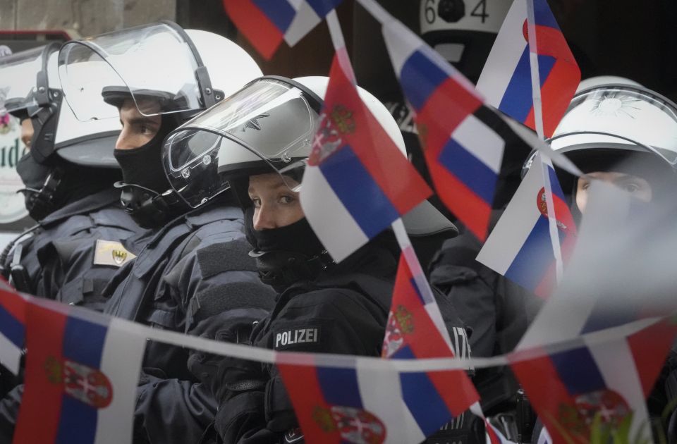 Srbija treća na listi najviše novčano kažnjenih reprezentacija tokom Evropskog prvenstva