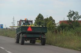 Meštanin Kovilja pijan vozio traktor