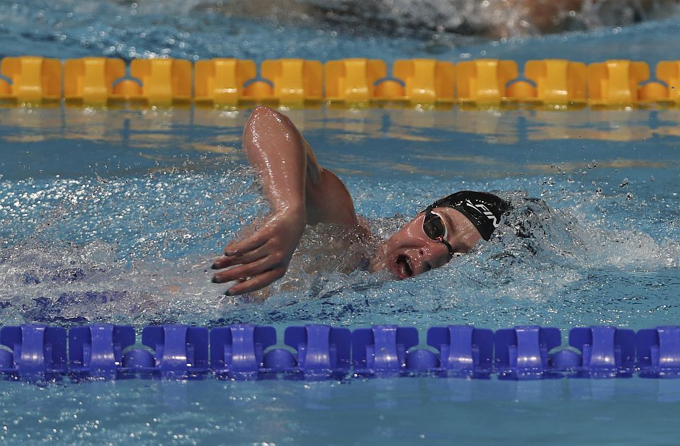 Mekintoš oborila svetski rekord na 400 metara slobodnim stilom