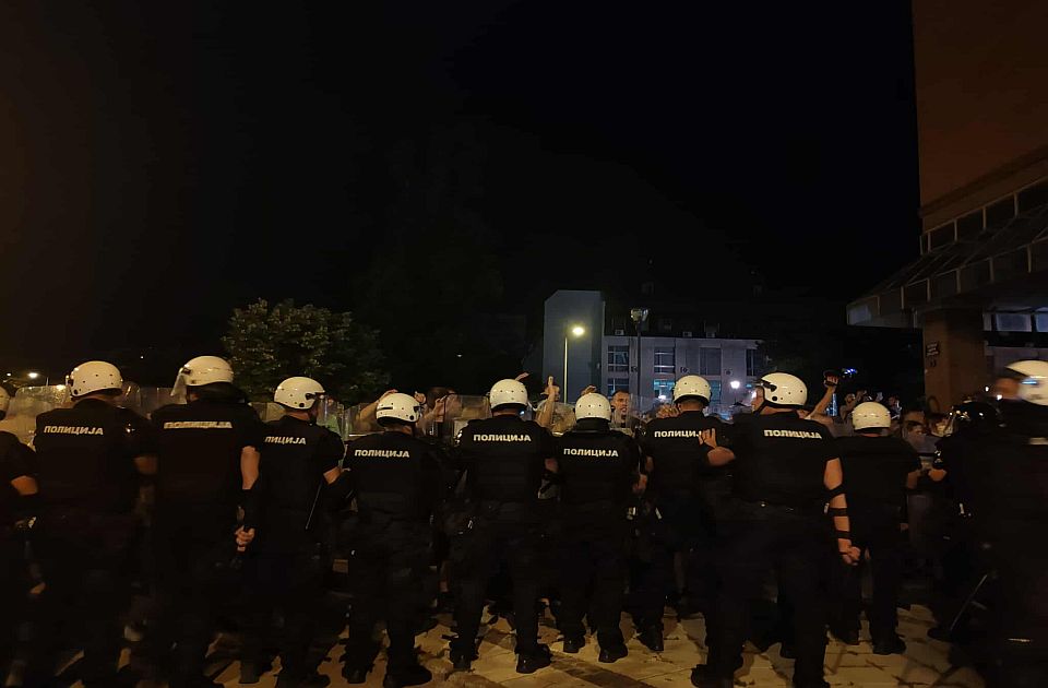 "Zabrinjavajuće ograničavanje građanskog prostora u Srbiji": Oglasio se visoki komesar Ujedinjenih nacija