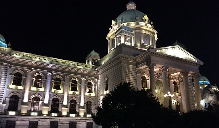 Skupština Srbije izmenila Zakon o lokalnim izborima, potpise overavaju i lokalne uprave