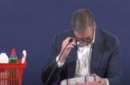 Vučićeva najava mera podrške srednjoj klasi i siromašnima - idu izbori?