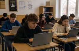 Danski srednjoškolci moraće usmeno da brane pisane radove kako bi se sprečilo varanje uz pomoć AI