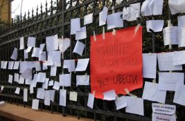 Protestna izložba ispred Jovine gimnazije: 